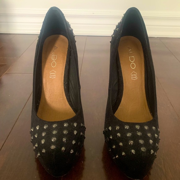 Black Aldo pumps with studs - Picture 2 of 3